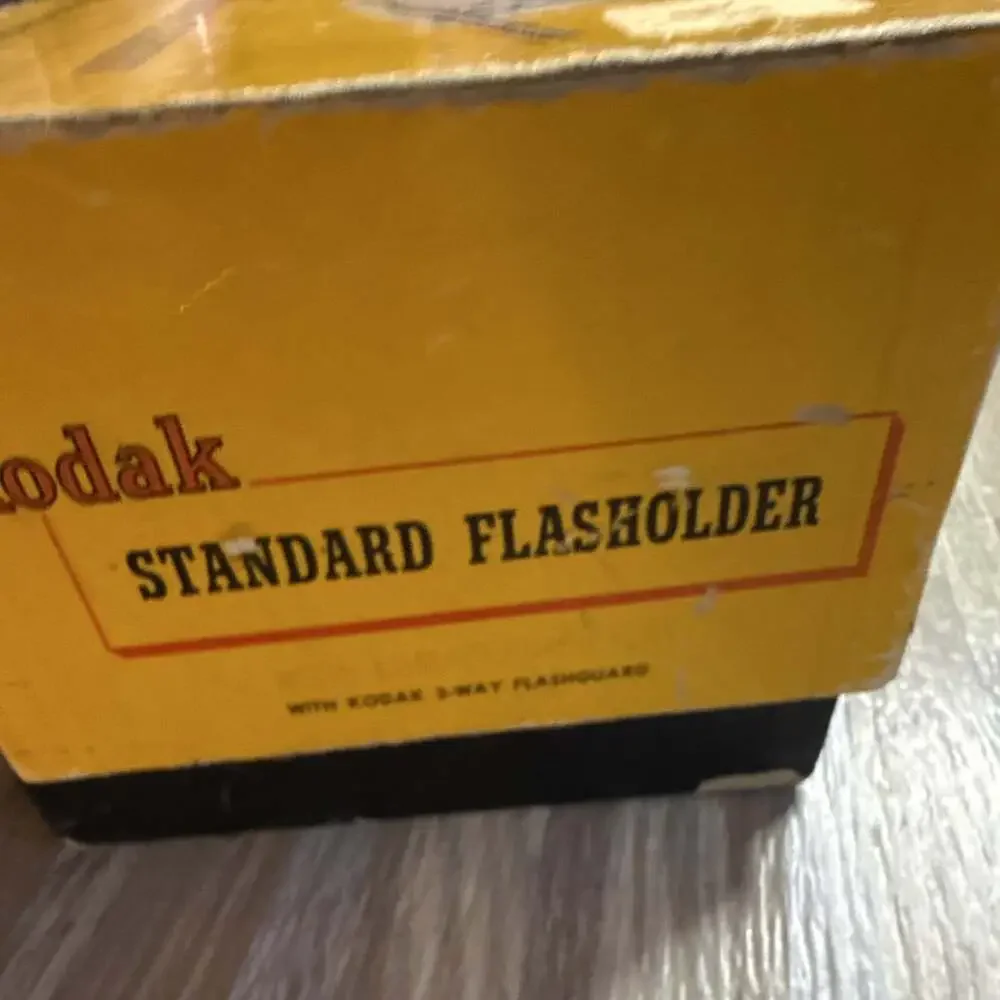 Vintage Kodak Standard Flasholder S-M Camera Flash Gun w/ Original Box USA